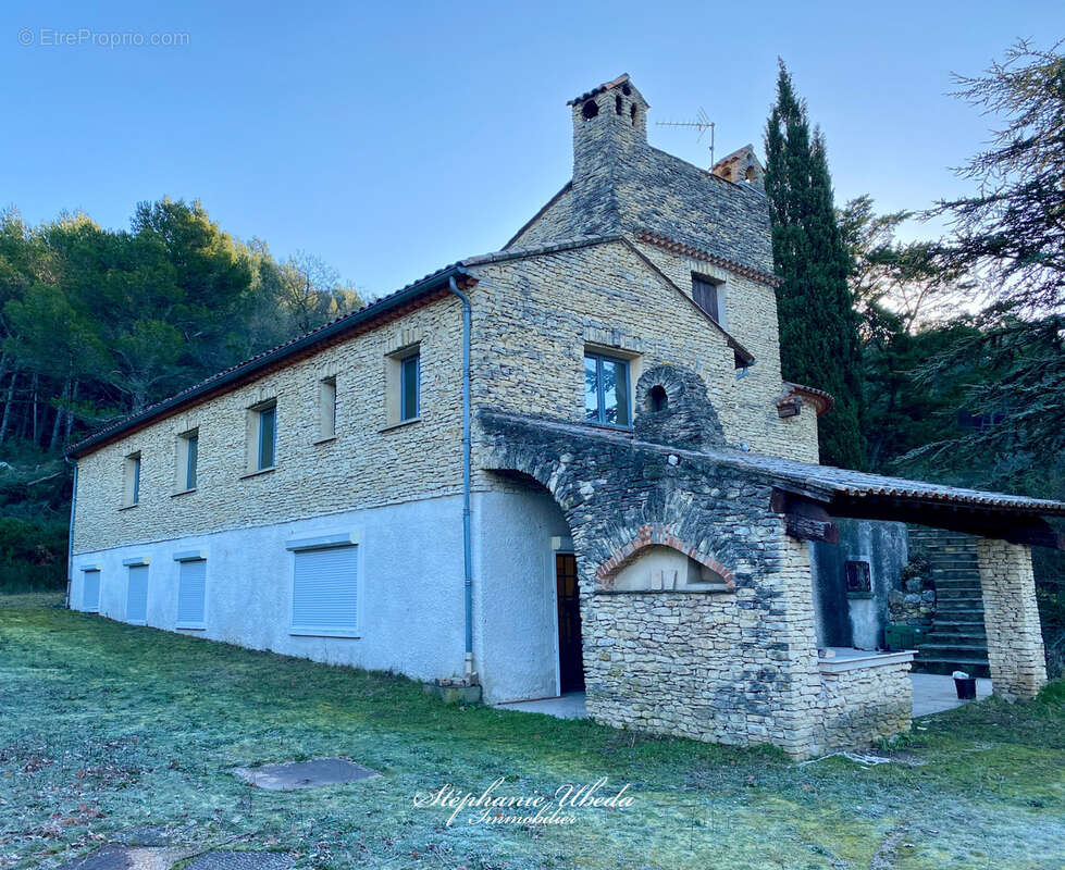 Maison à ORGON