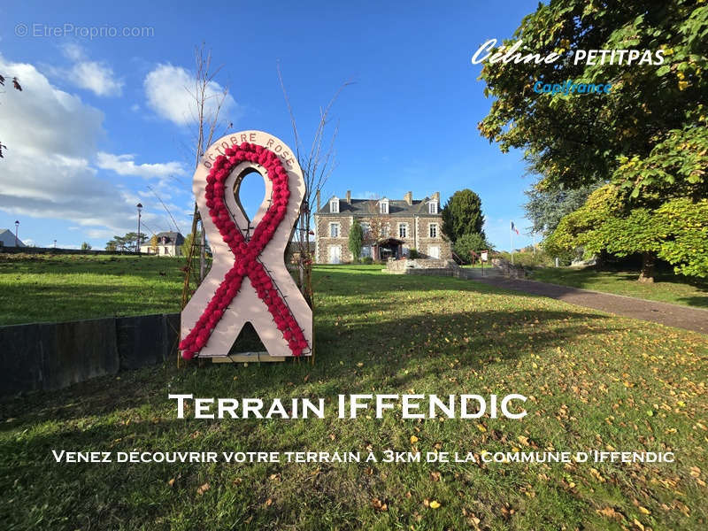 Terrain à IFFENDIC