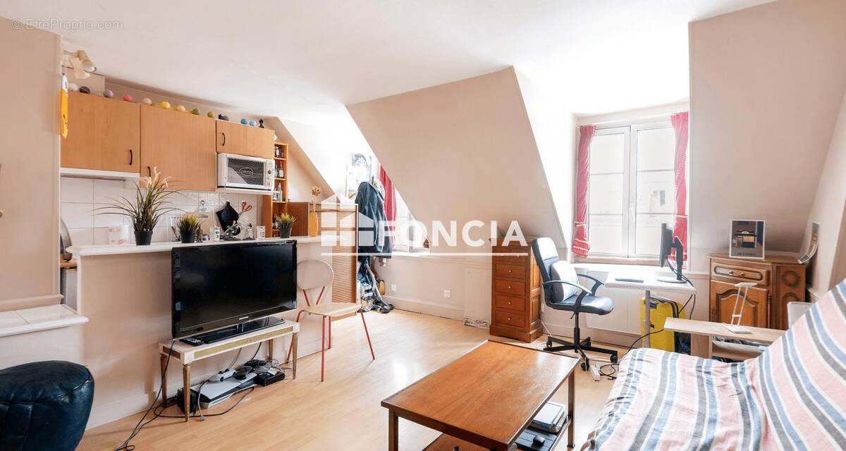 Appartement à PARIS-9E