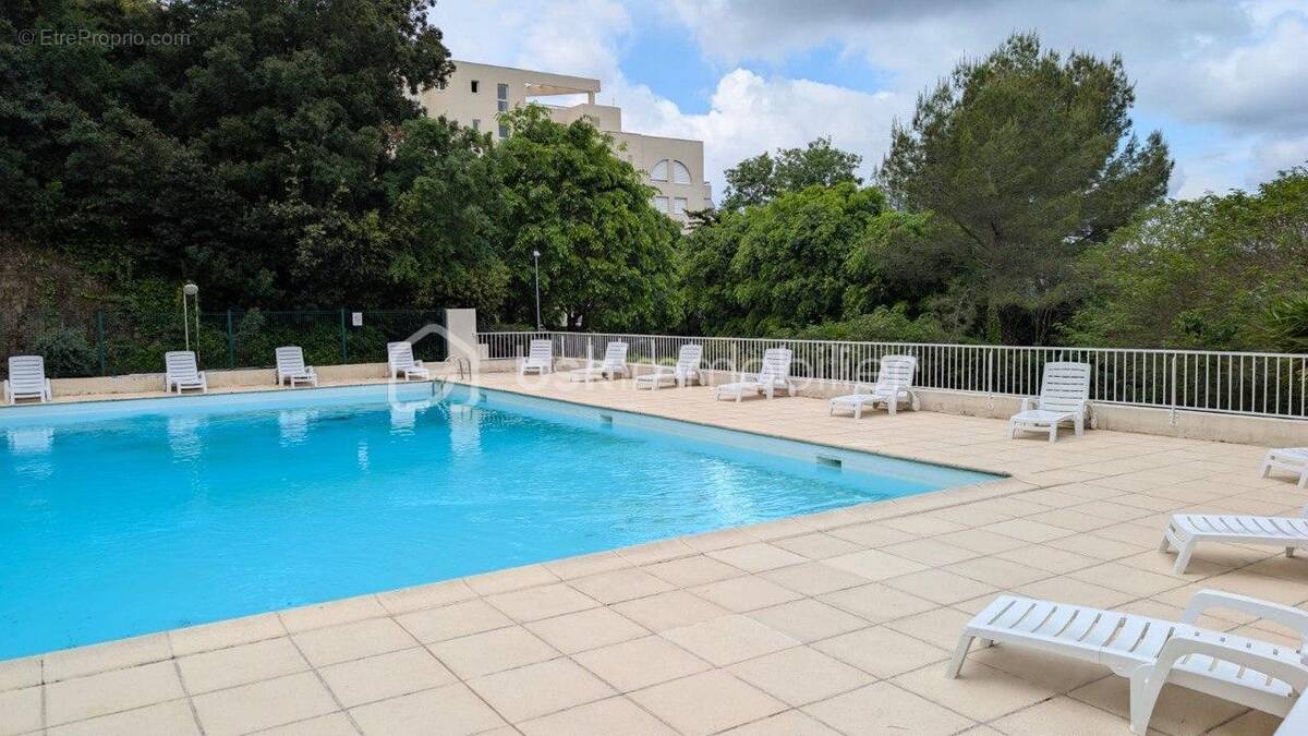 Appartement à MOUGINS