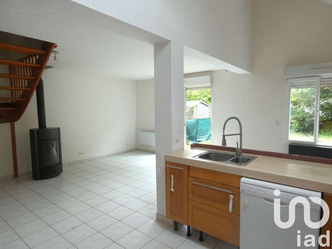 Photo 4 - Maison à LA QUEUE-LES-YVELINES