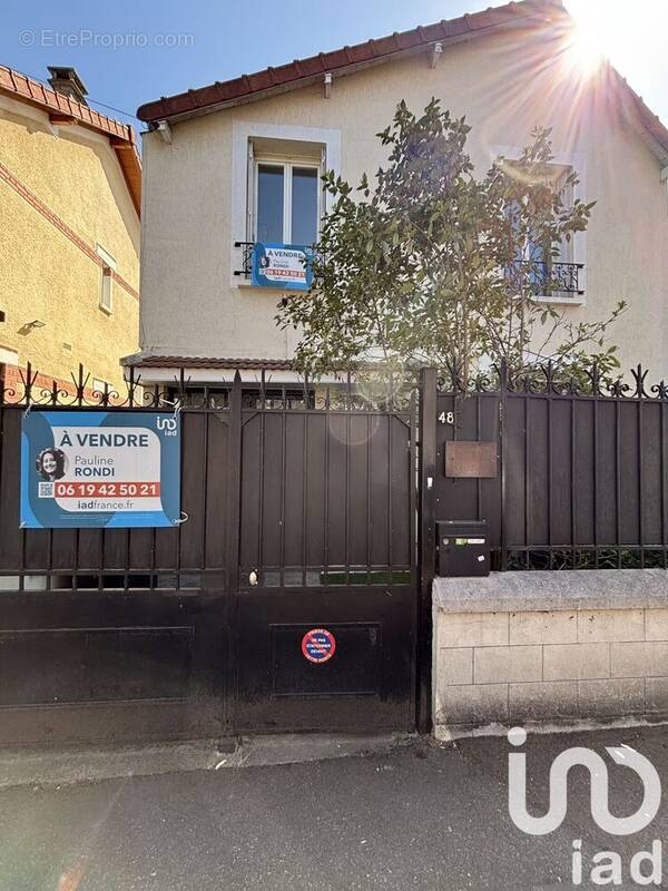 Photo 1 - Maison à SAINT-MAUR-DES-FOSSES