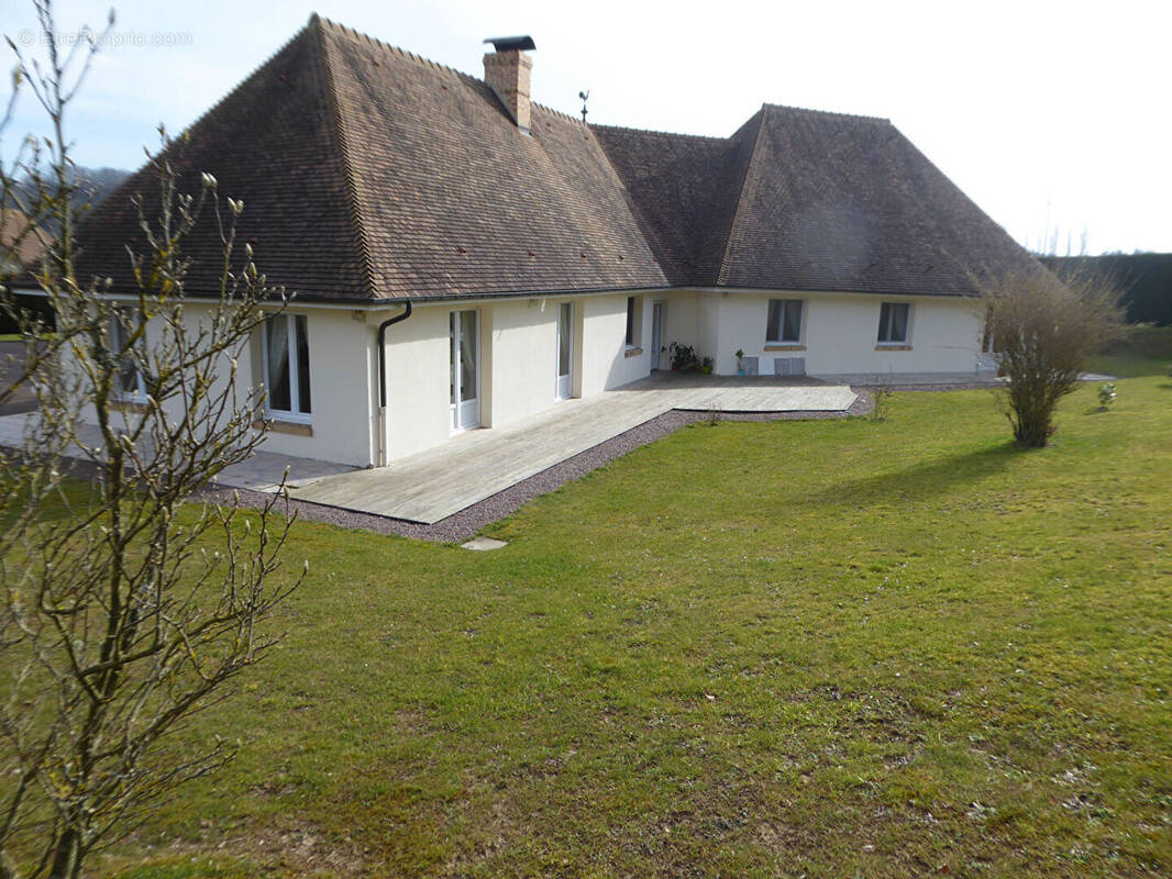 Maison à PONT-L&#039;EVEQUE