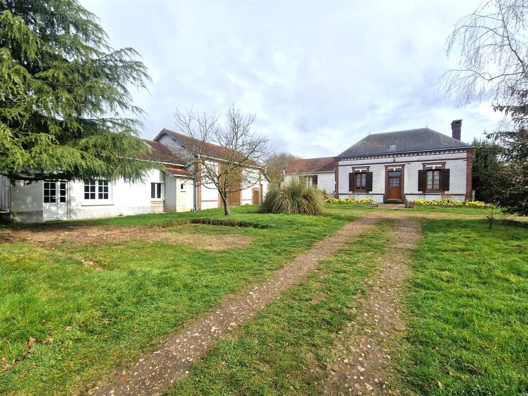Maison à NONANCOURT