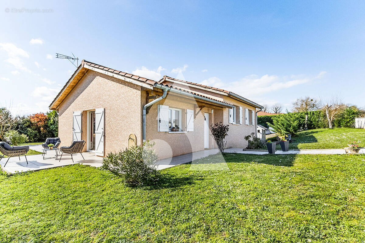 Maison à CHESSY