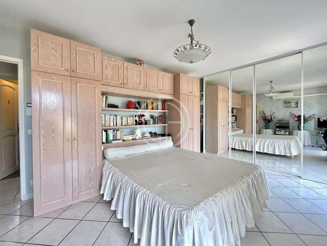 Maison à MOUGINS