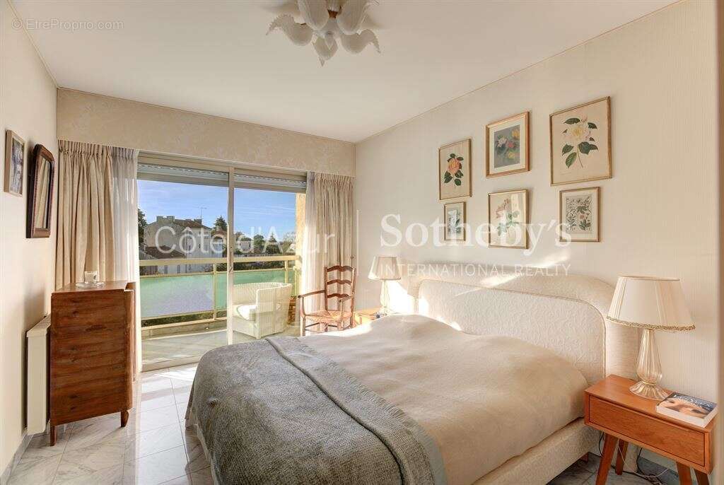 Appartement à LE CANNET