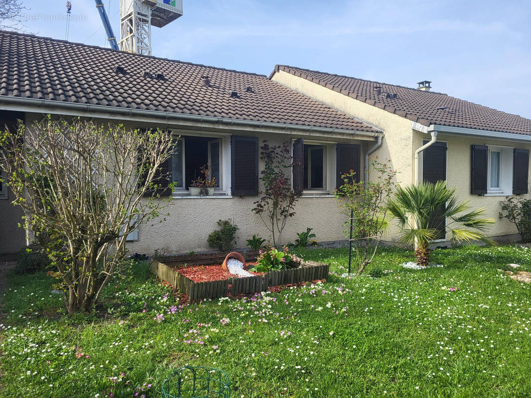 Maison à VILLETANEUSE