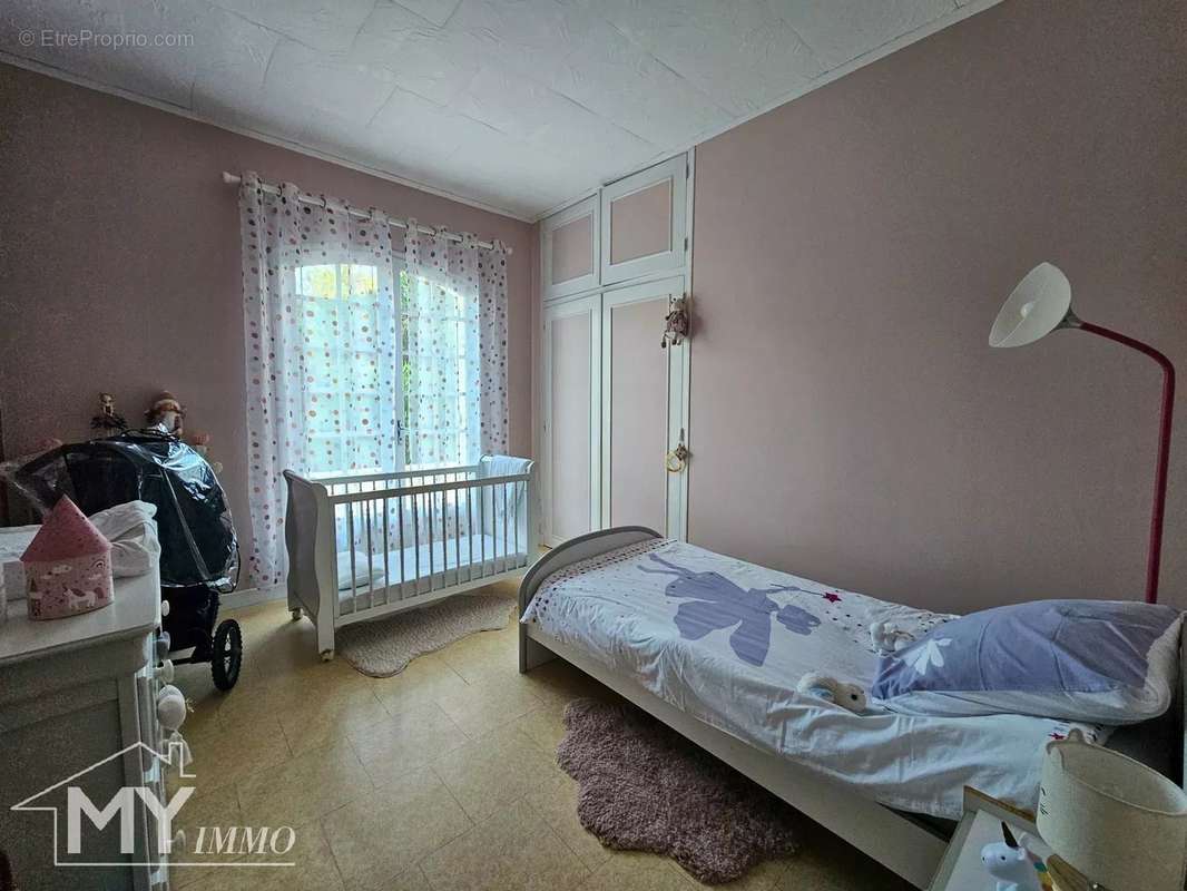 Maison à PINEUILH