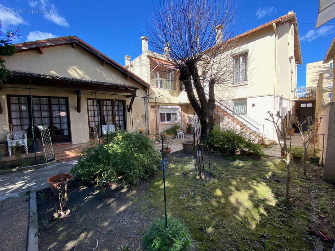 Maison à NIMES