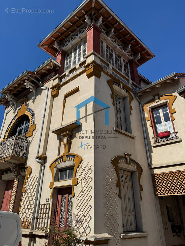Maison à SAINT-PAUL-EN-JAREZ