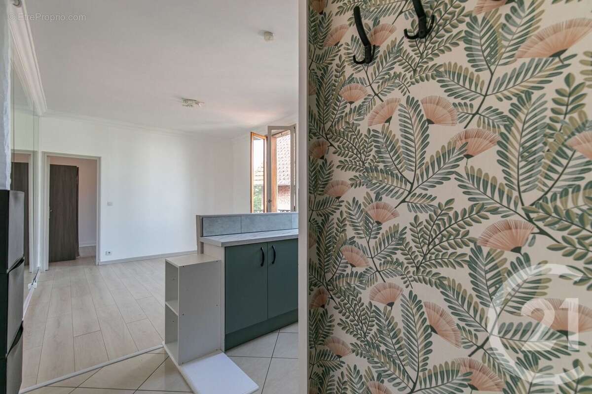 Appartement à SAINT-MAUR-DES-FOSSES