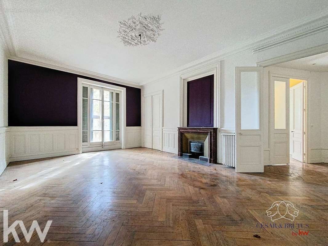 Appartement à LYON-6E