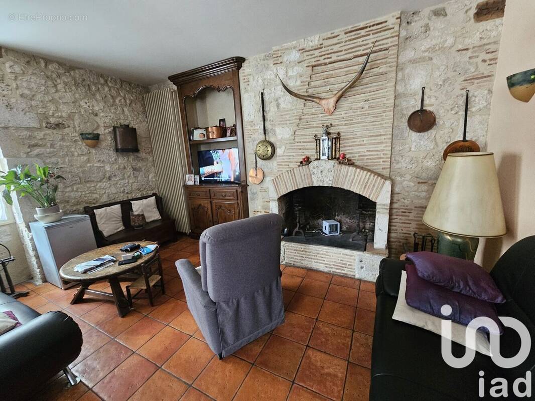 Photo 1 - Maison à ISSIGEAC