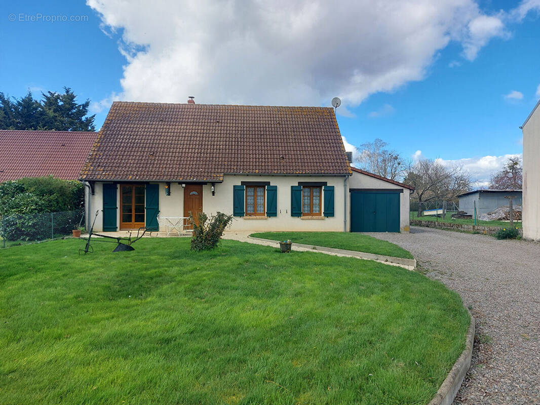 Maison à CIVRAY