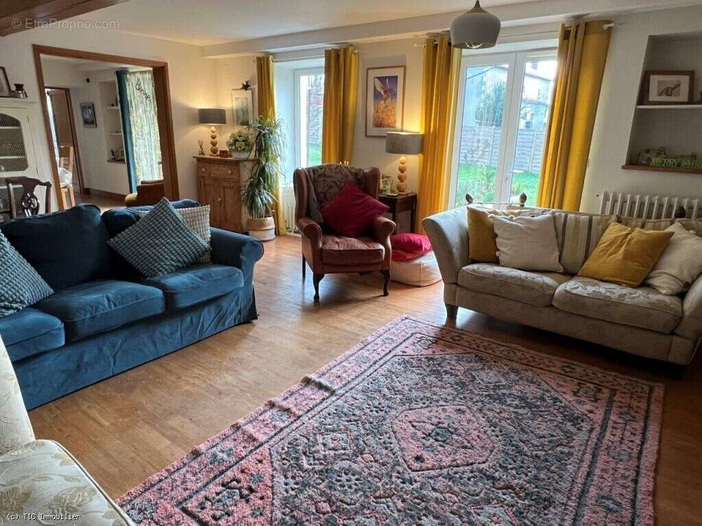 Maison à CIVRAY