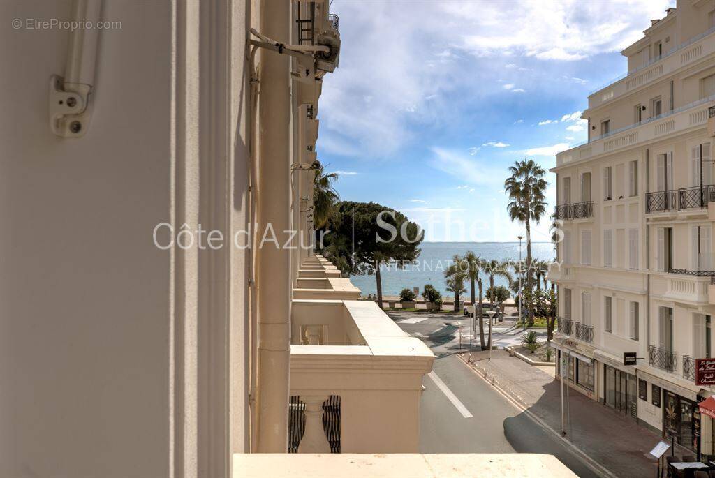 Appartement à CANNES
