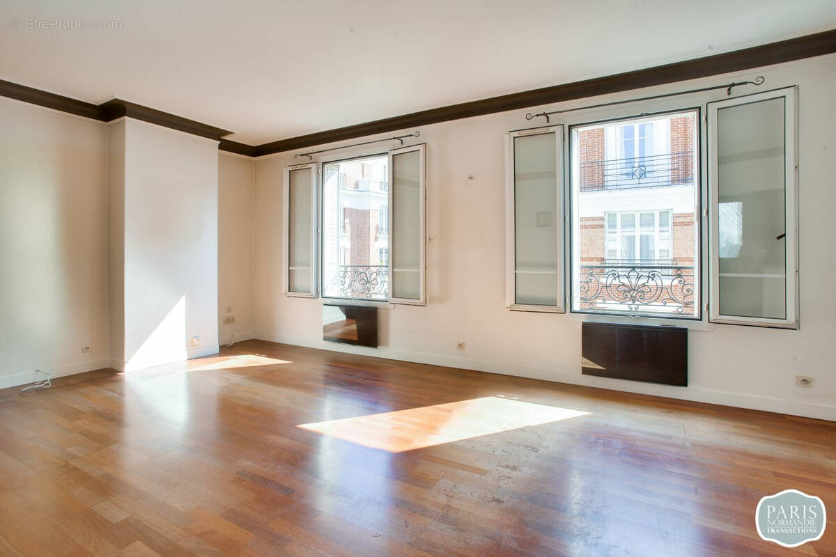 Appartement à ASNIERES-SUR-SEINE