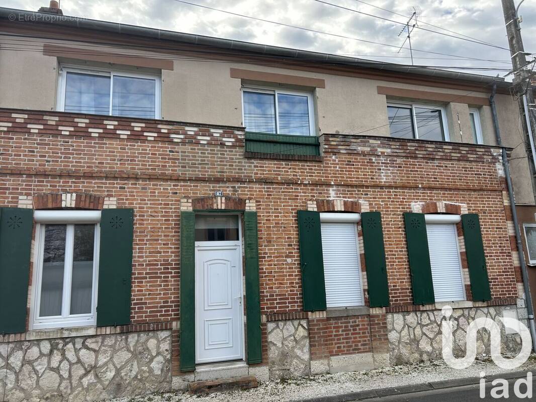 Photo 1 - Maison à LAMOTTE-BEUVRON