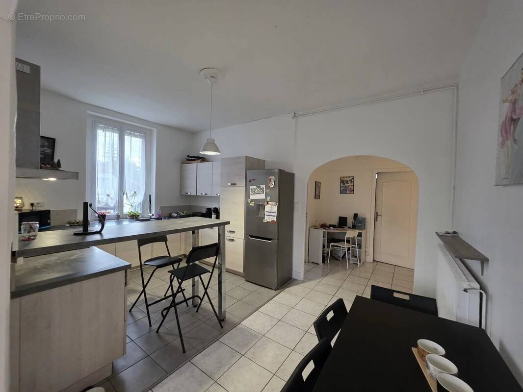 Appartement à SAINT-ETIENNE