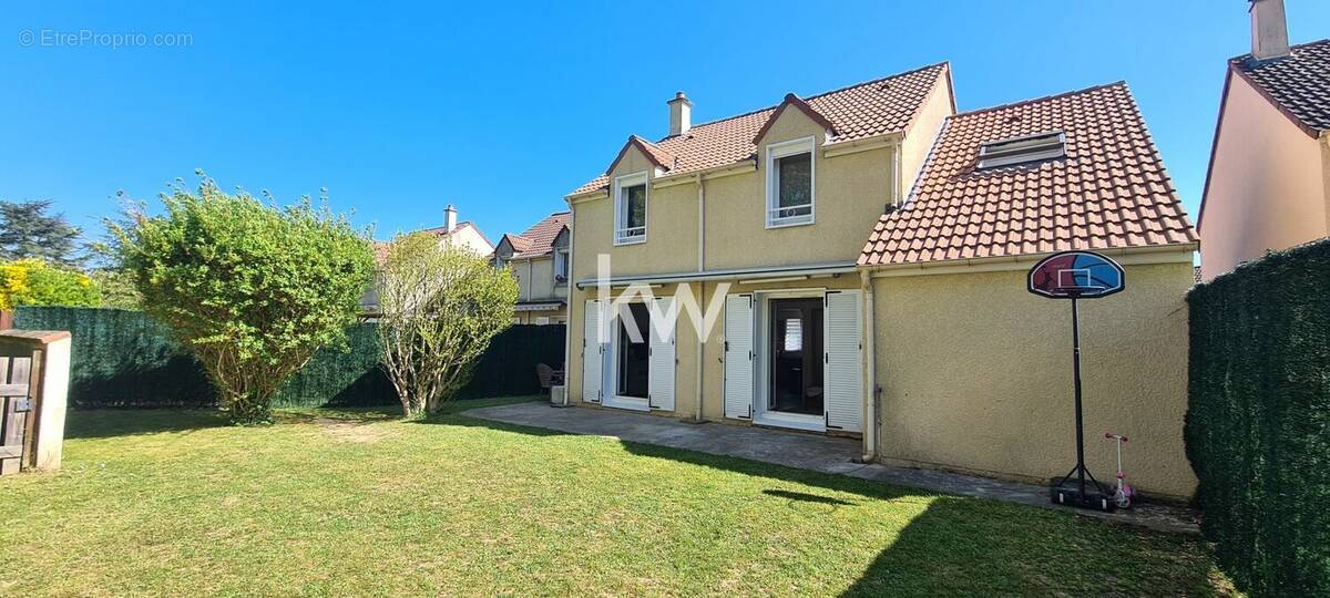 Maison à LISSES