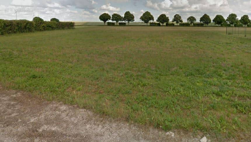 Terrain à TERMINIERS