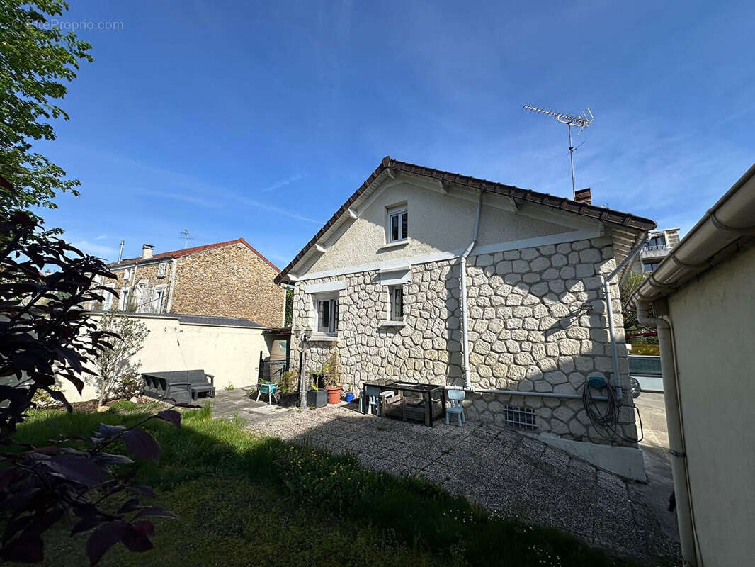 Maison à NOISY-LE-SEC
