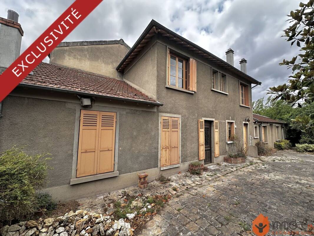 Maison à MONTGERON