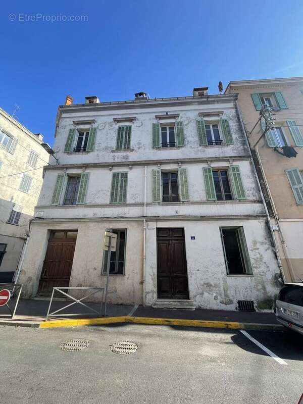 Maison à VALLAURIS