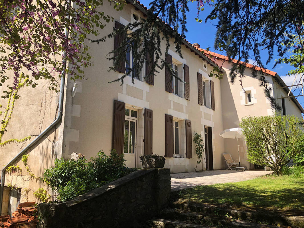 Maison à CIVAUX