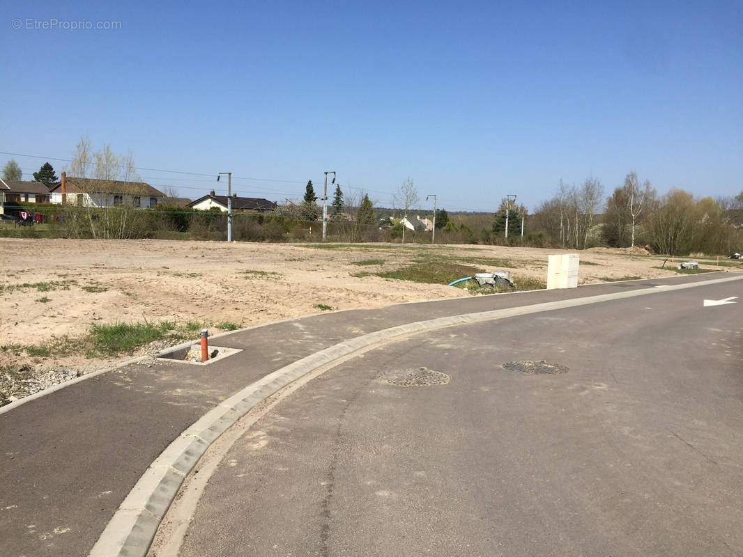 Terrain à L&#039;HOPITAL