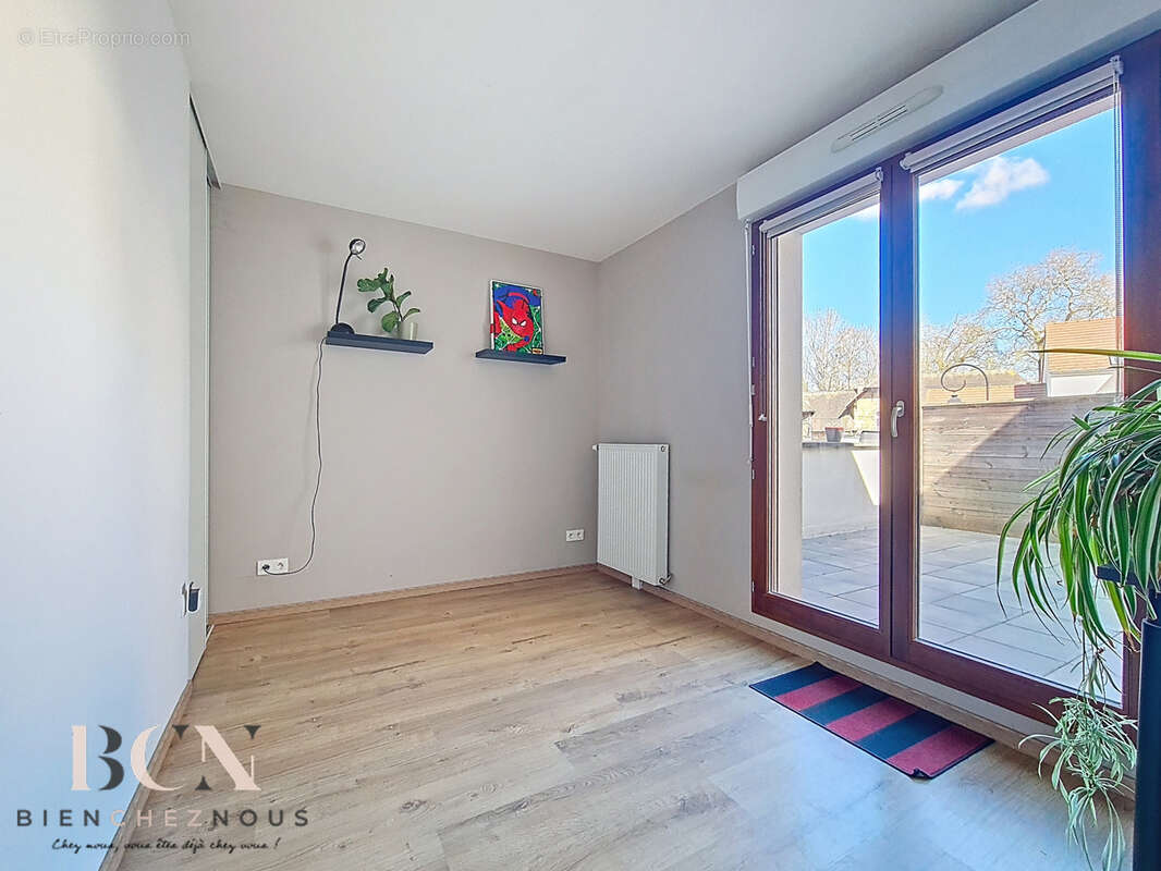 Appartement à MAFFLIERS