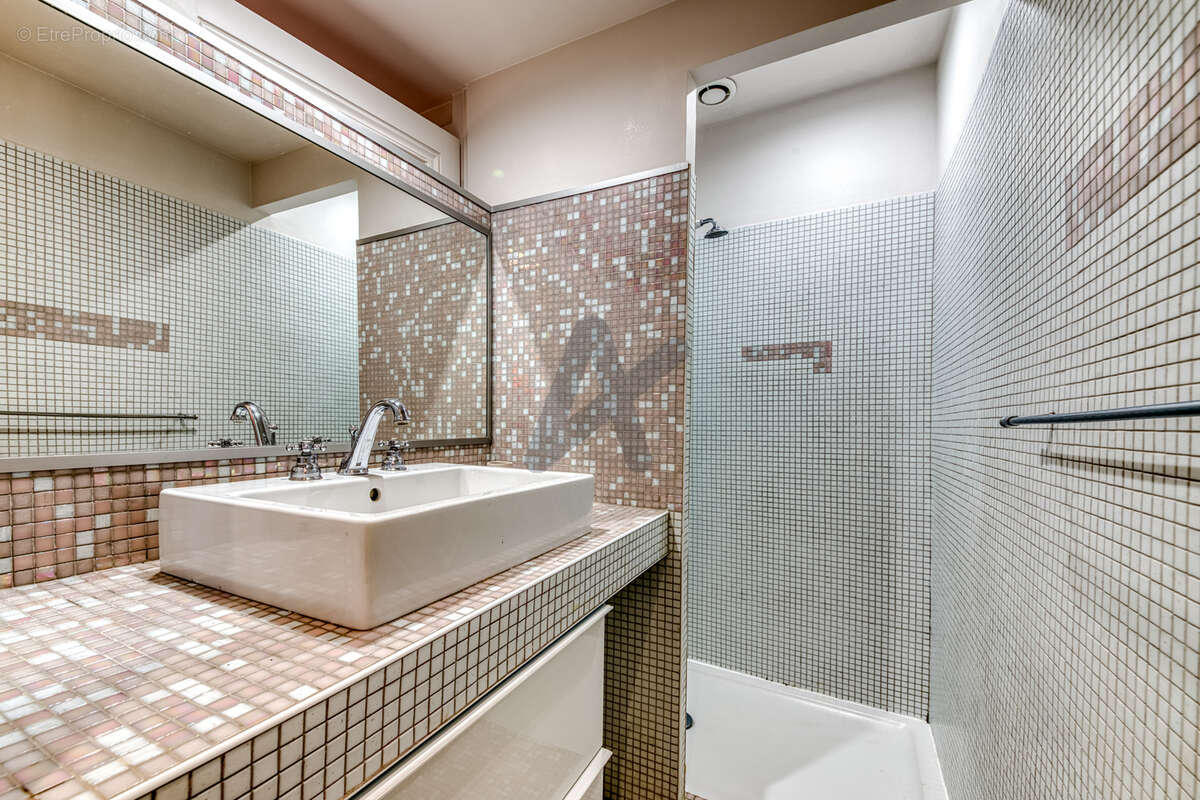 Appartement à LYON-6E