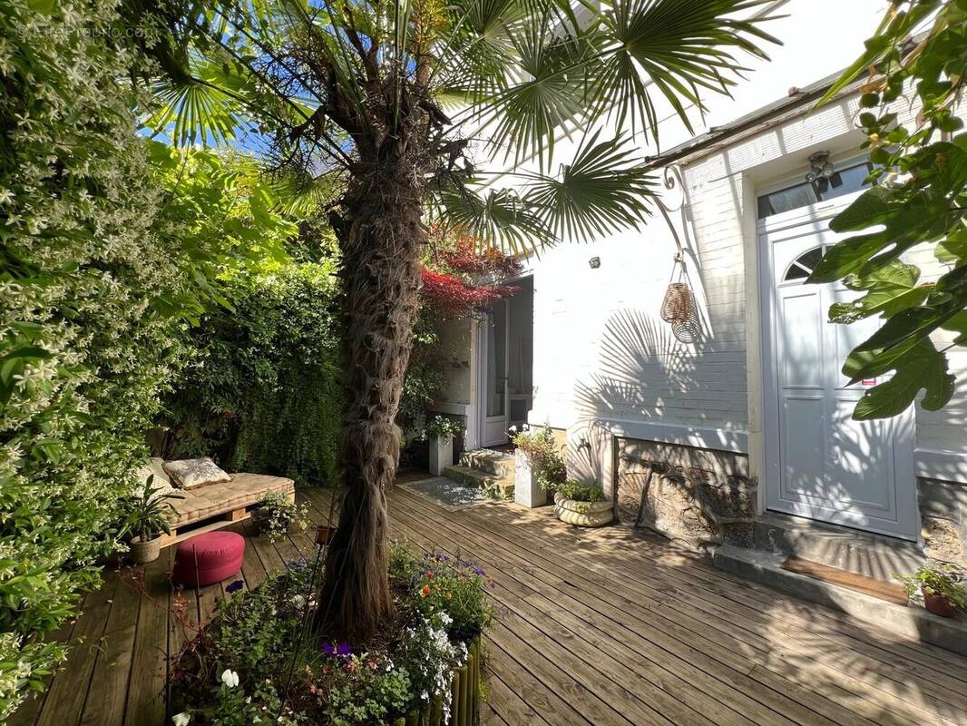 Maison à COLOMBES