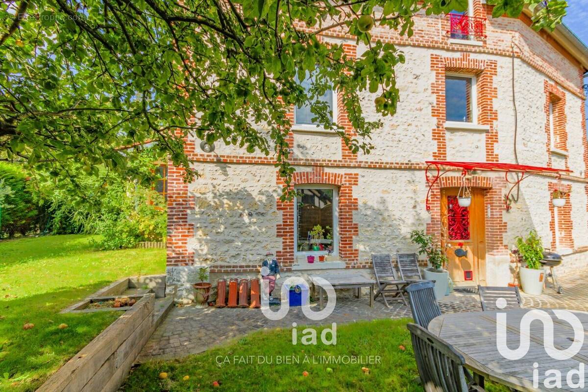 Photo 1 - Maison à SAINT-MARCEL
