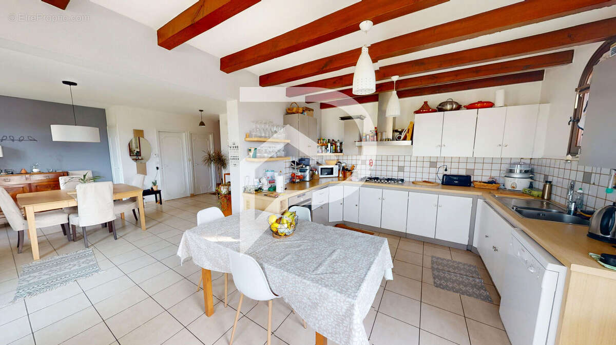 Maison à GENCAY