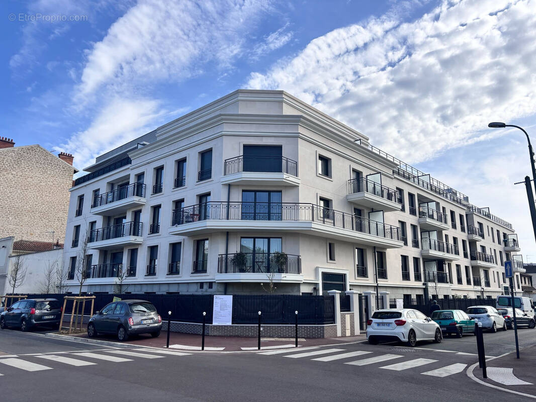 Appartement à SAINT-MAUR-DES-FOSSES