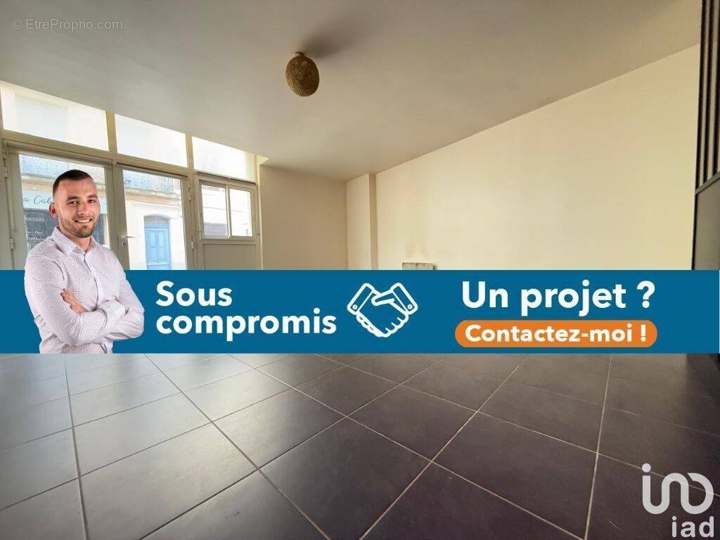 Photo 1 - Commerce à GIGNAC