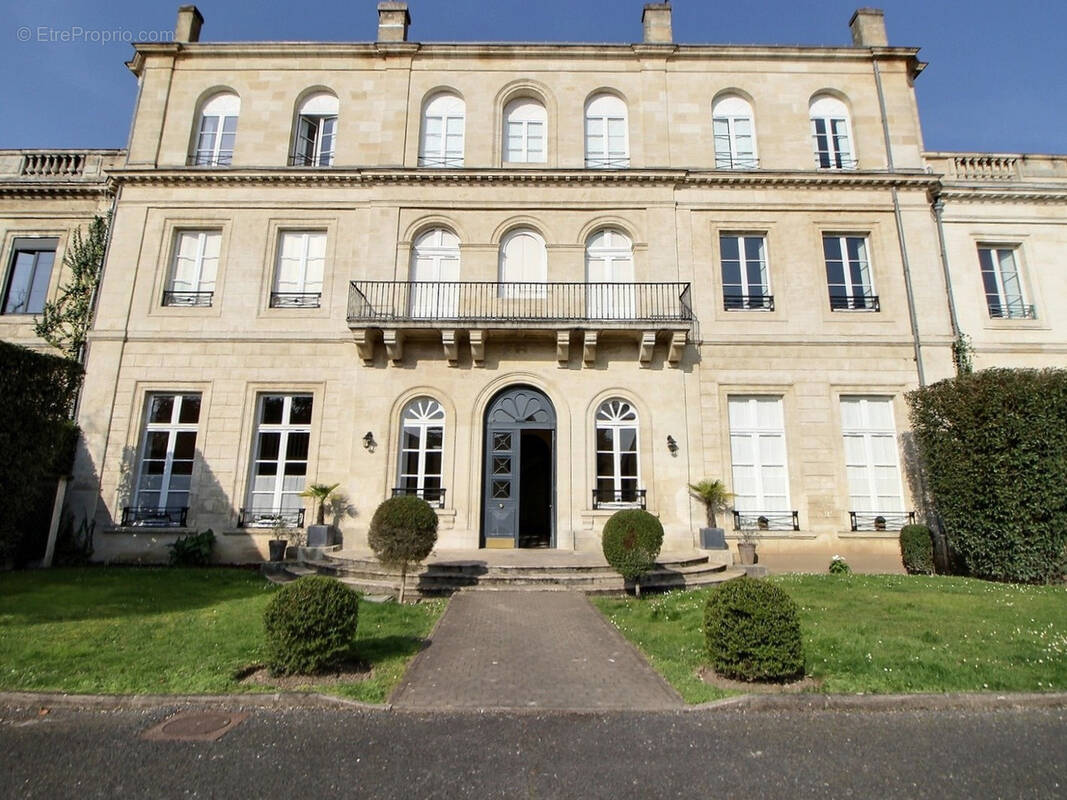 Appartement à BORDEAUX