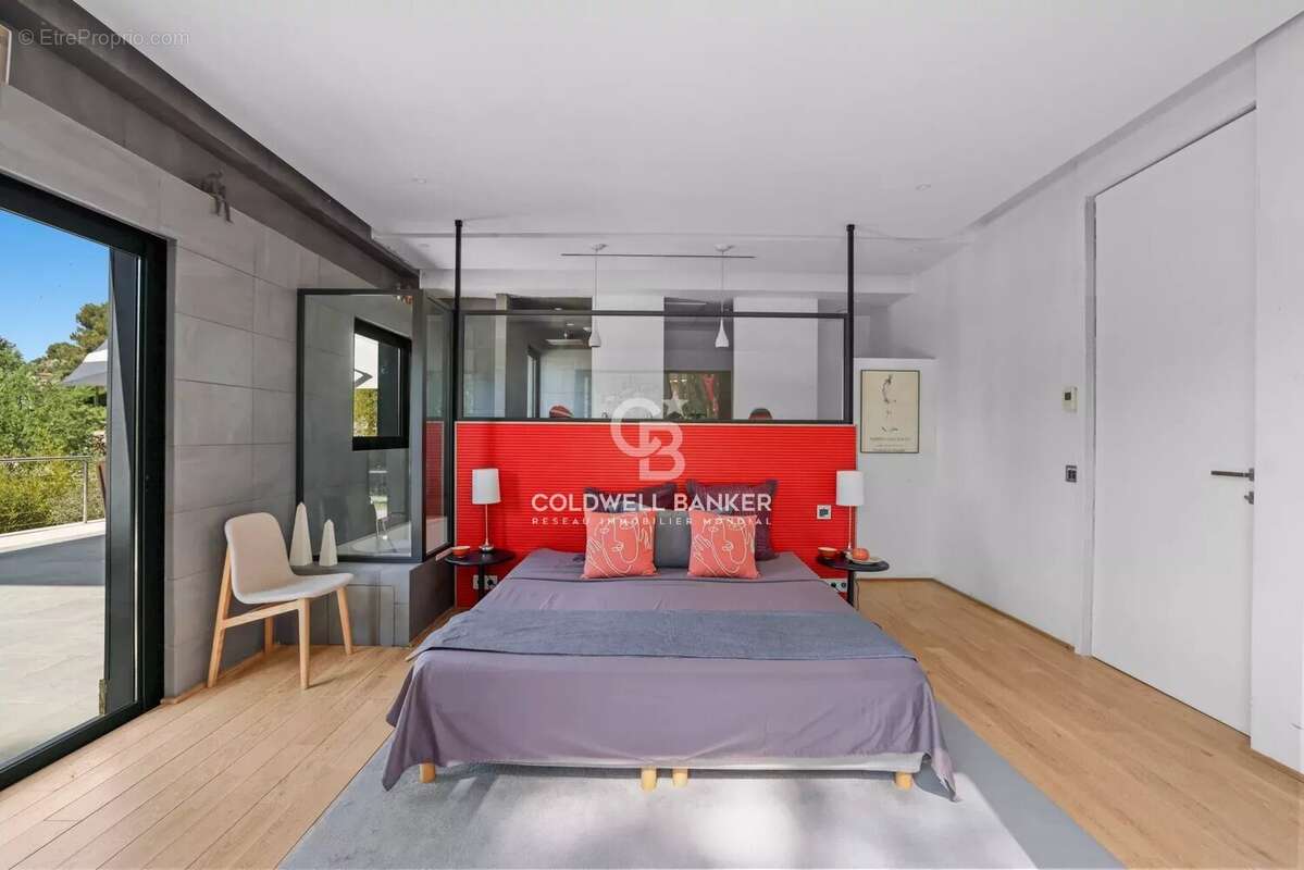 Maison à MOUGINS