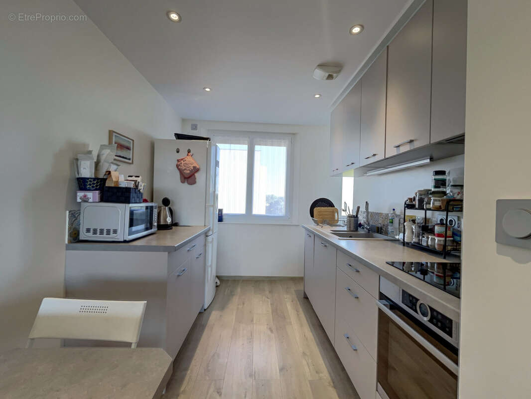 Appartement à GUILHERAND-GRANGES