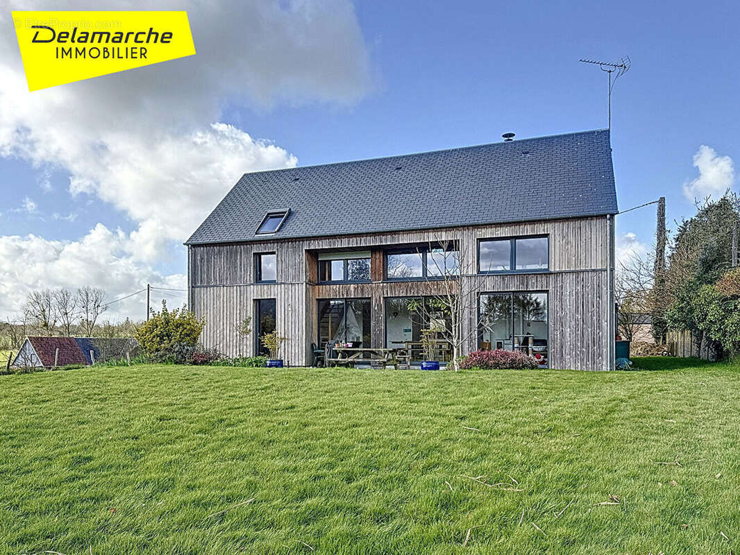 Maison à PERCY
