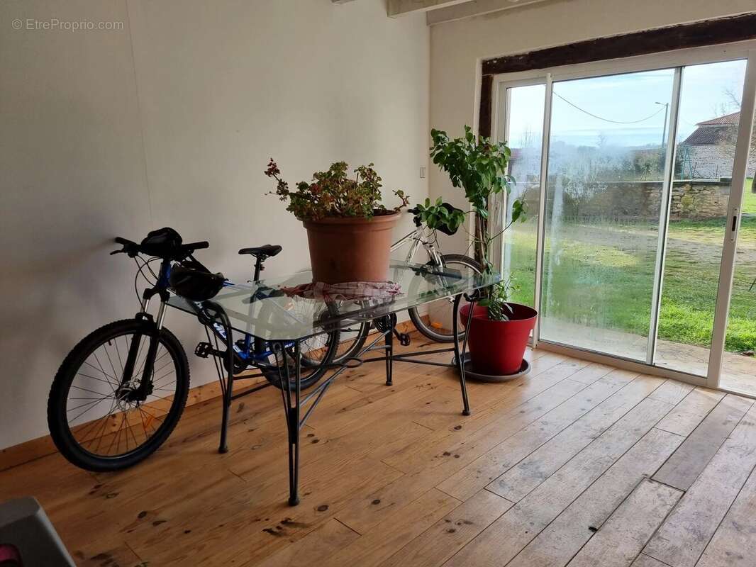 Maison à MAINE-DE-BOIXE