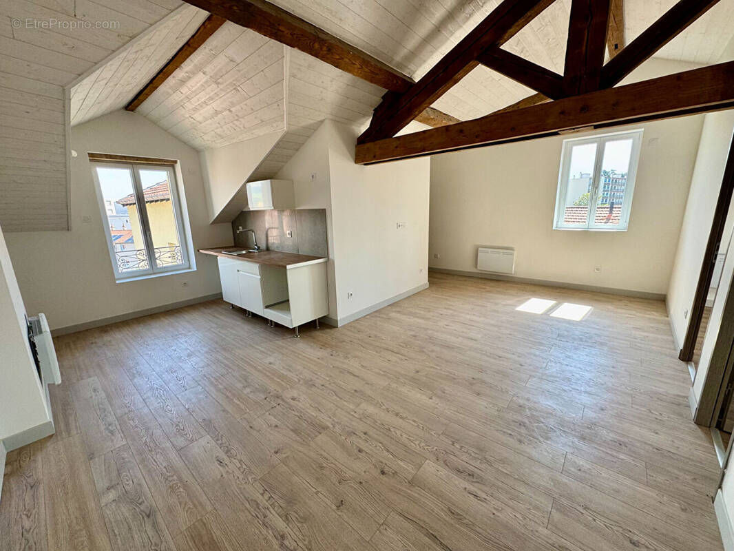 Appartement à SAINT-CHAMOND