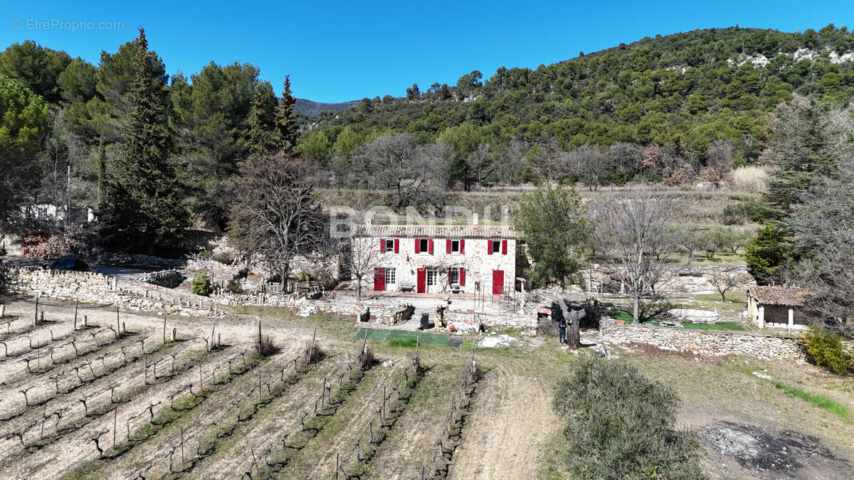 Maison à LA MOTTE-D&#039;AIGUES