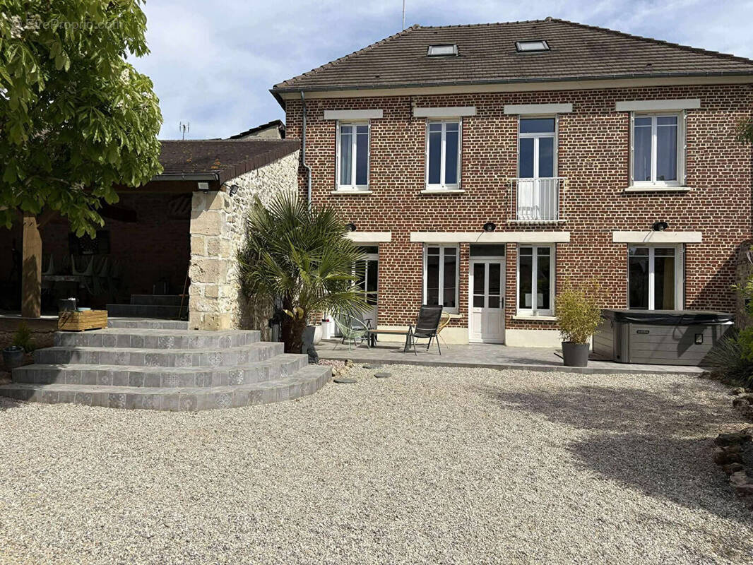 Maison à CLERMONT