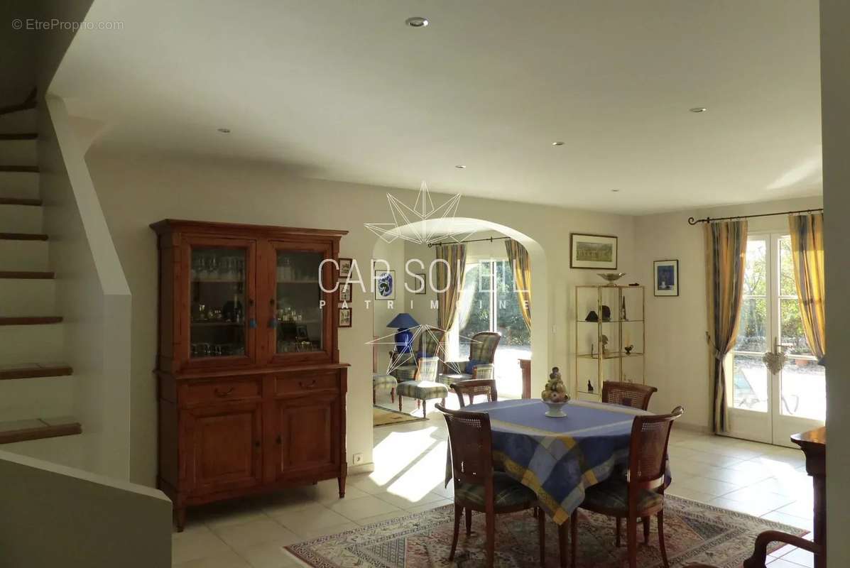 Maison à CABRIERES-D&#039;AVIGNON