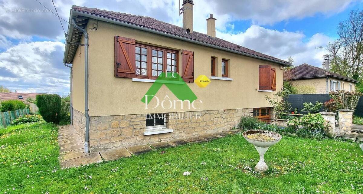 Maison à BORNEL