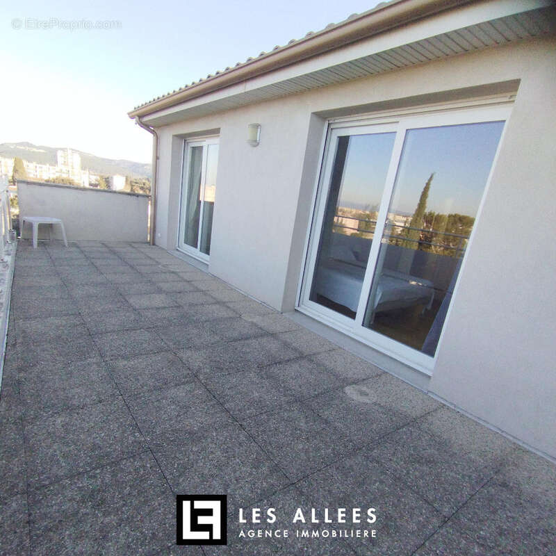 Terrasse - Appartement à BOLLENE