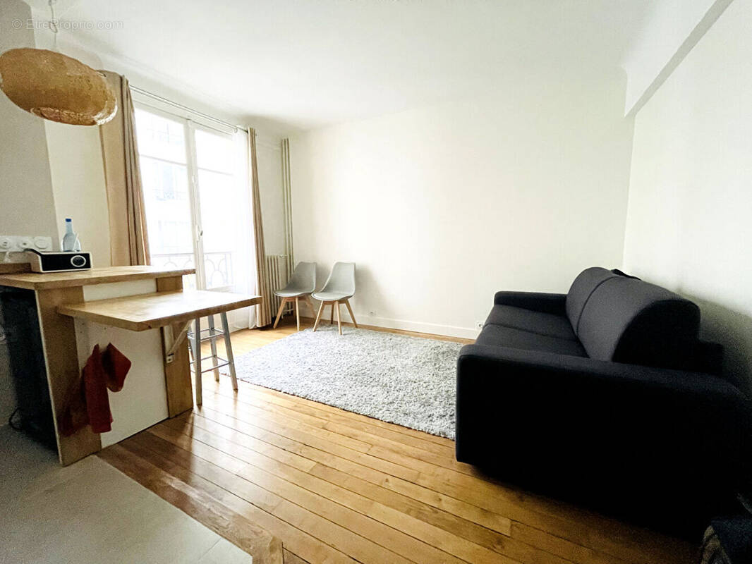 Appartement à PARIS-20E